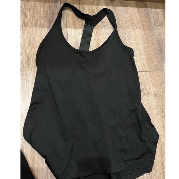 🌞 LAST CHANCE !! Racerback workout tank - Picture 2 of 2